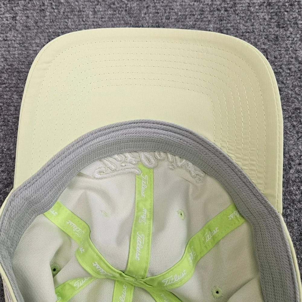 Titleist Golf Hat Mens Lime Green Cap Pro V1 Performance Strapback‎ Activewear